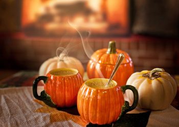 Cosy haloween OUTSIDE MULTICULTURAL MAGAZINE