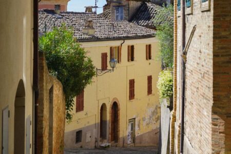 Offida: the place, youth, voices and a photograph